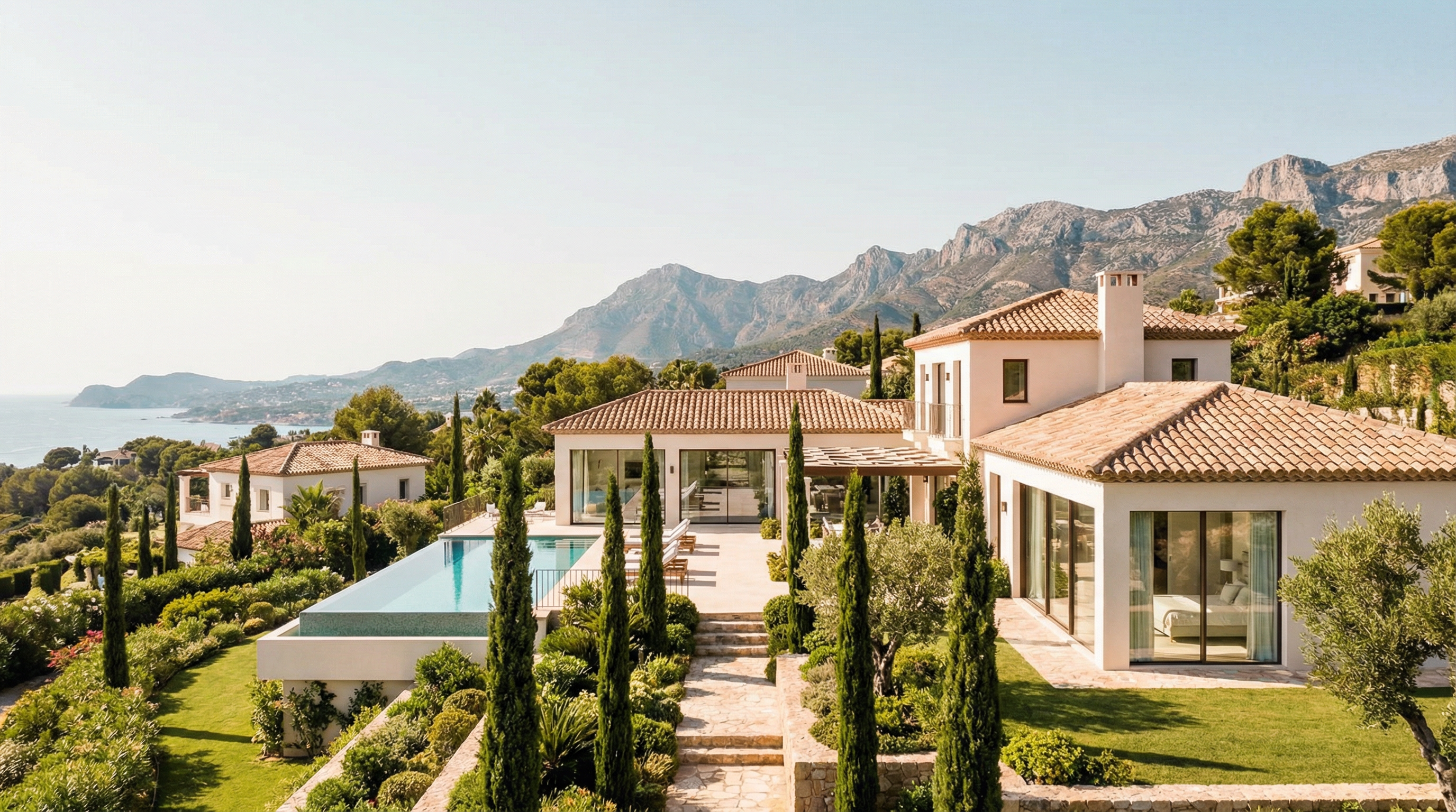 Vevőügynökök és Projektügynökök összehasonlítása Costa del Solon - Costa del Sol ingatlan