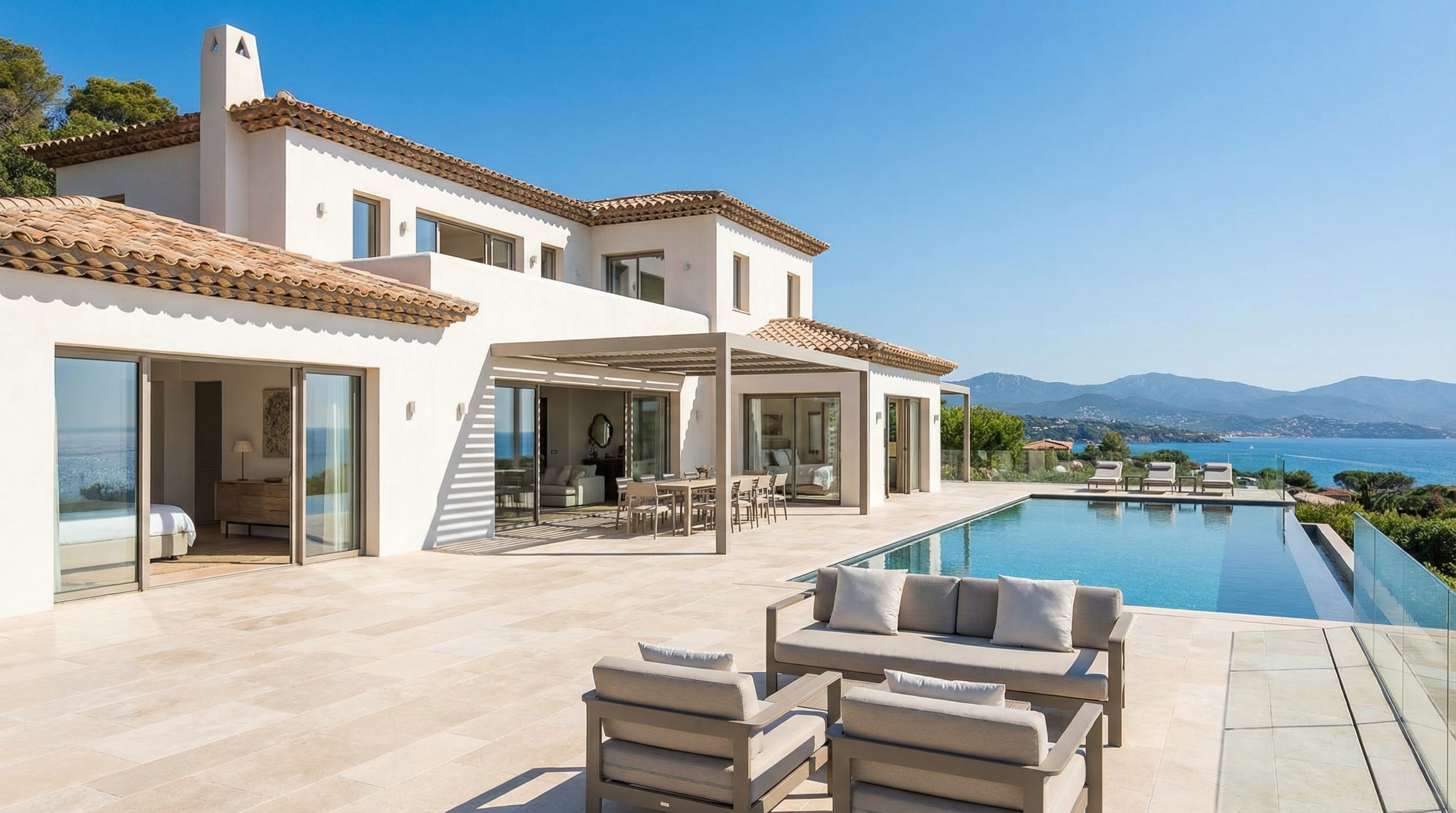 Bilde av modernisering av infrastruktur i Costa del Sol, med fokus på veier og offentlig transport i byen Marbella.