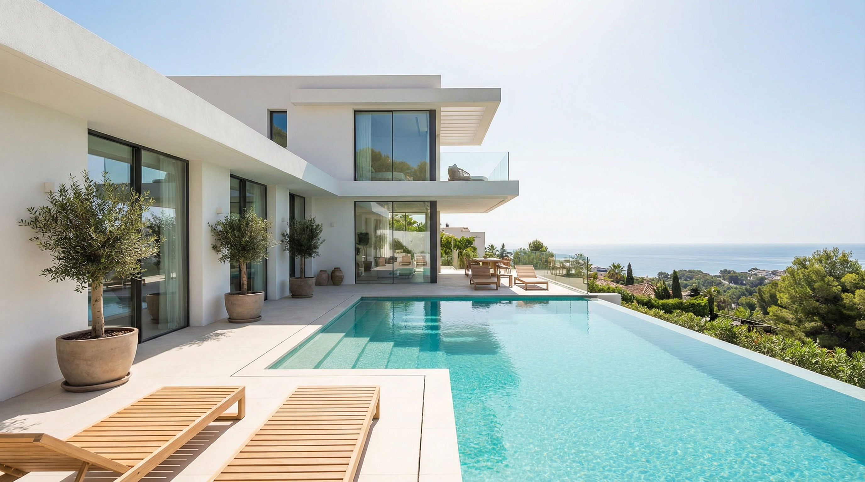 Costa del Sol onroerend goed - Hoe u uw droomhuis aan de Costa del Sol optimaliseert voor een stressvrije levensstijl